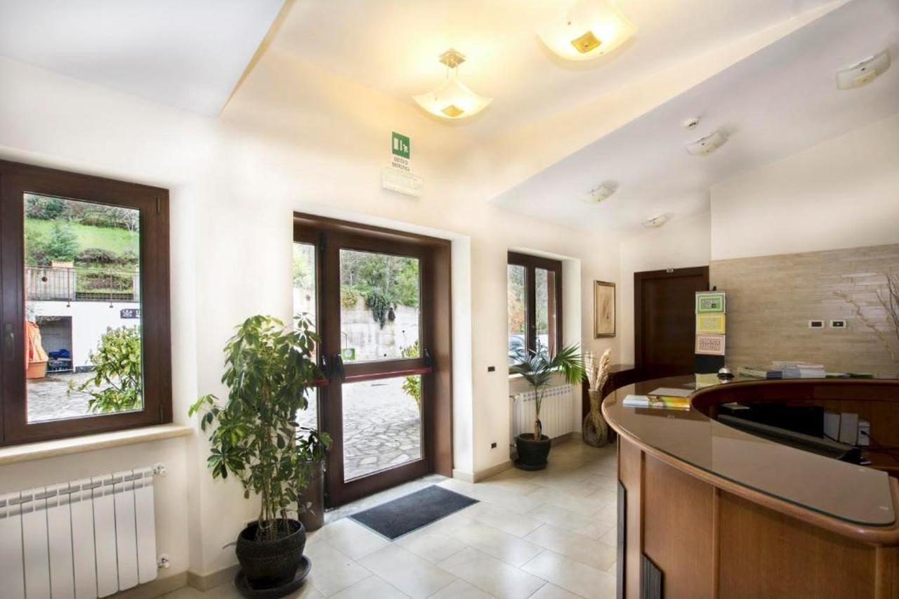 Agriturismo Il Falco Velletri Exterior foto
